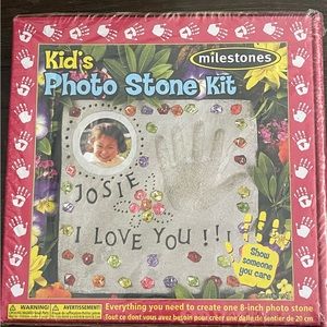 Milestones Kid’s Photo Stone Kit
